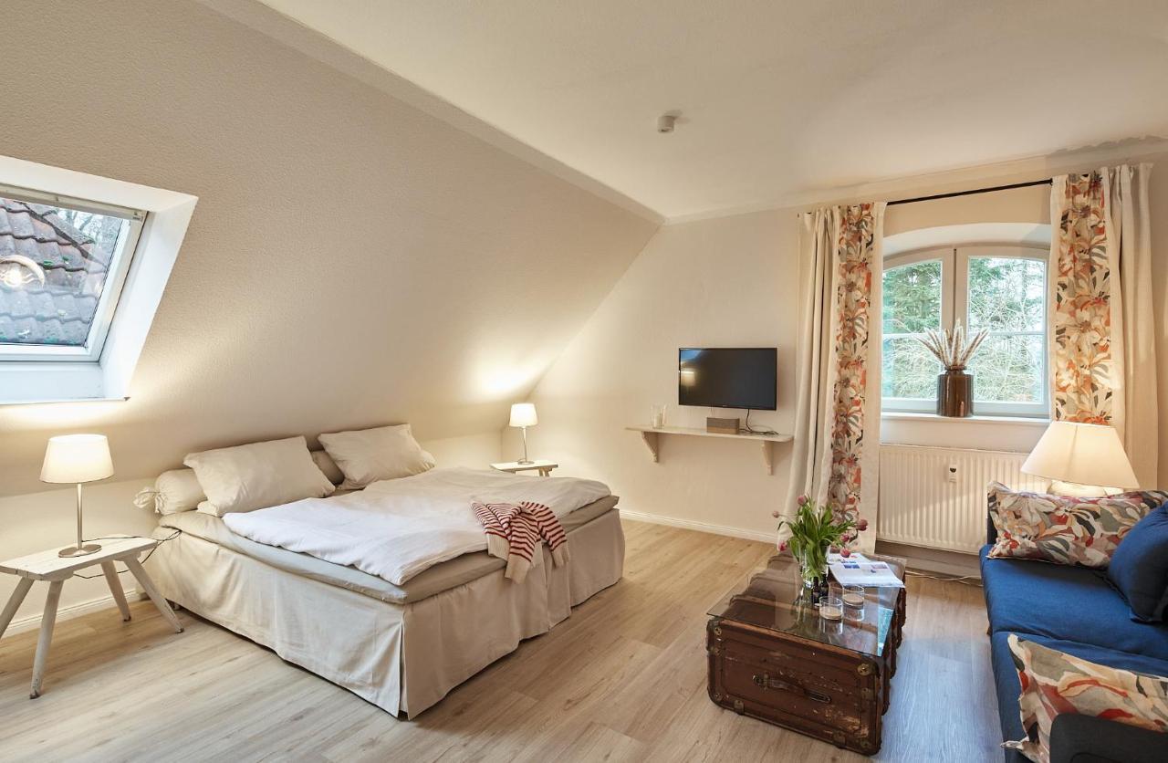 Gut Hohenstein - Platanenappartment Barkelsby Eksteriør bilde